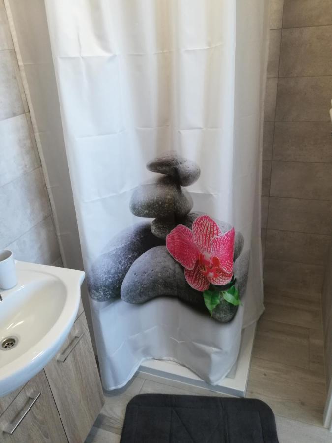 ウストカArmonaアパートメント エクステリア 写真